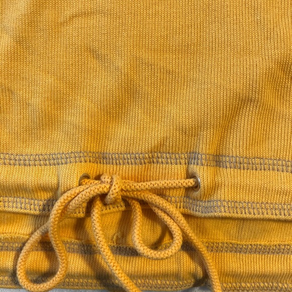 Practical, warm,comfy and realiy big Top Yellow Taupe quater zipper open neck - Picture 5 of 5